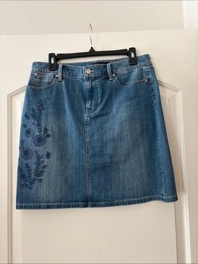 Talbots Blue Denim A-Line Skirt with Floral Embroidery
